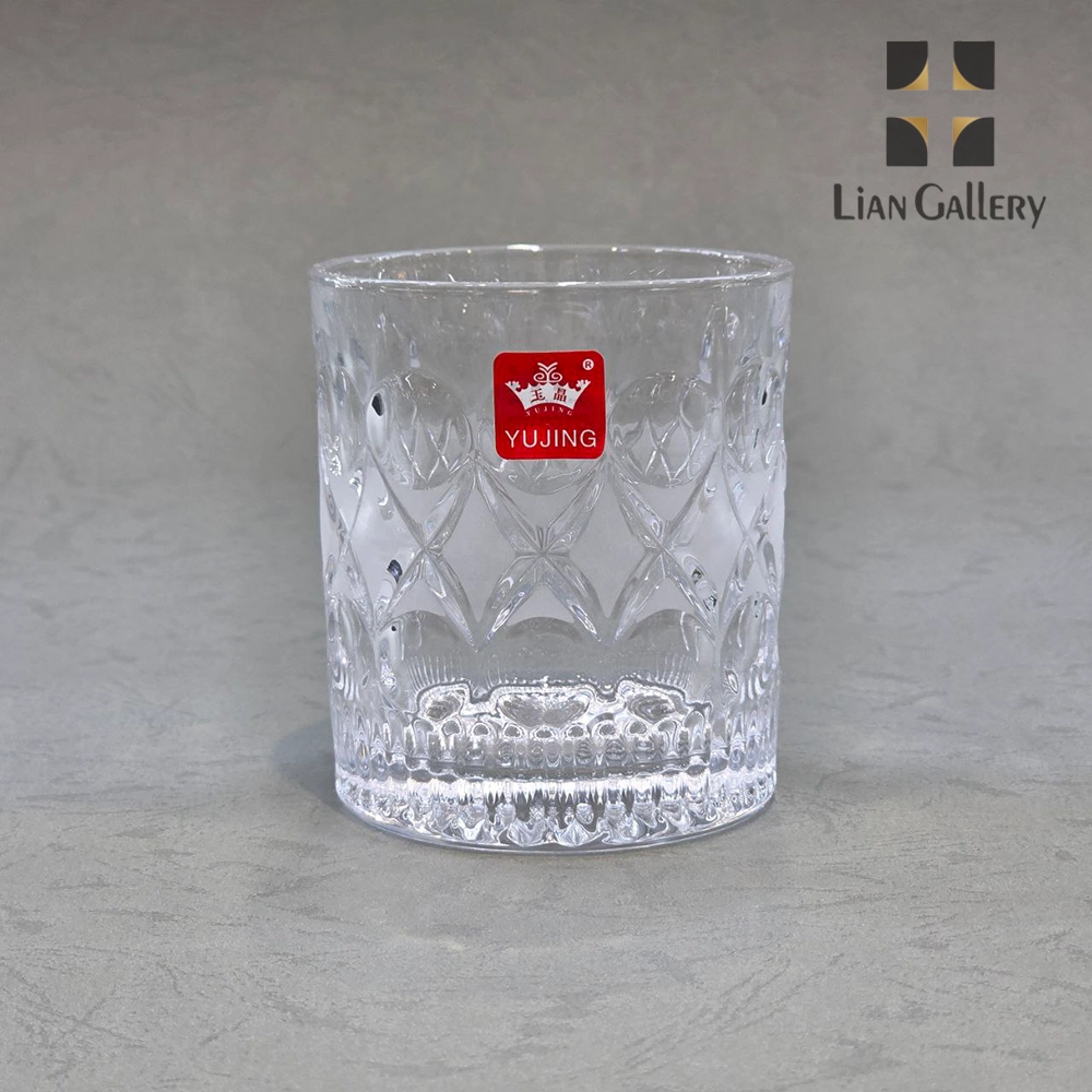 نیم لیوان آنجلیکا