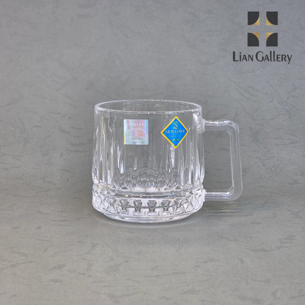 فنجان الیسیا