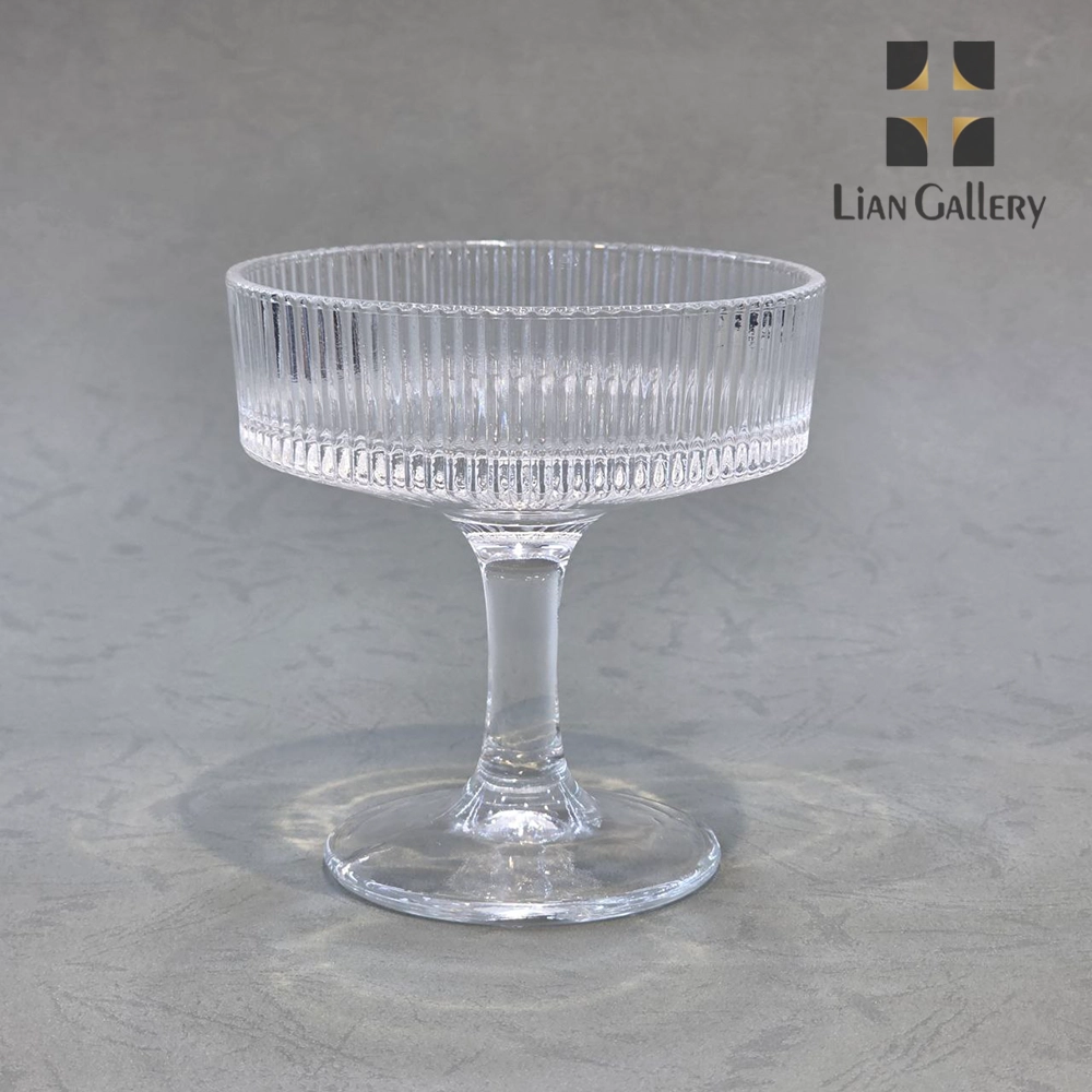 بستنی خوری خطی پایه کوتاه