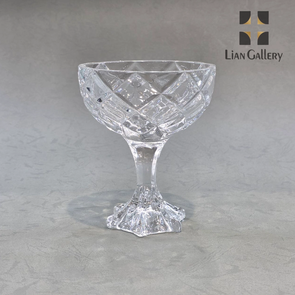 بستنی خوری میلیونه